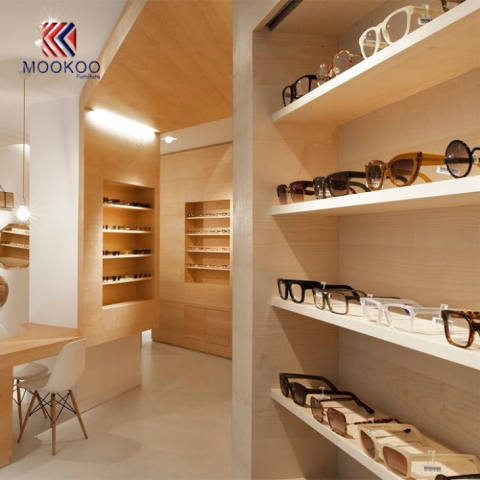 Fa falra szerelt szemüveg szemüvegszekrény