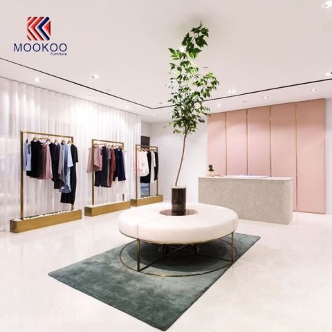 Kijelző polc ruházathoz