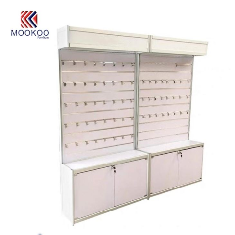 Mobiltelefon-kiegészítők állványa