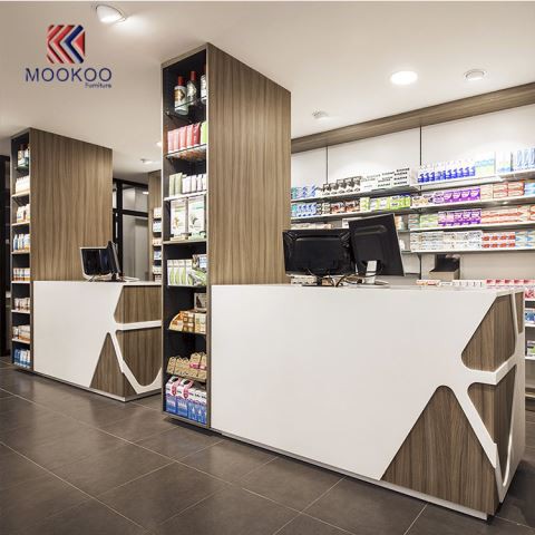 Testreszabott fa gyógyszertári kirakat