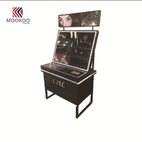 Bőrápolási termékek kijelző